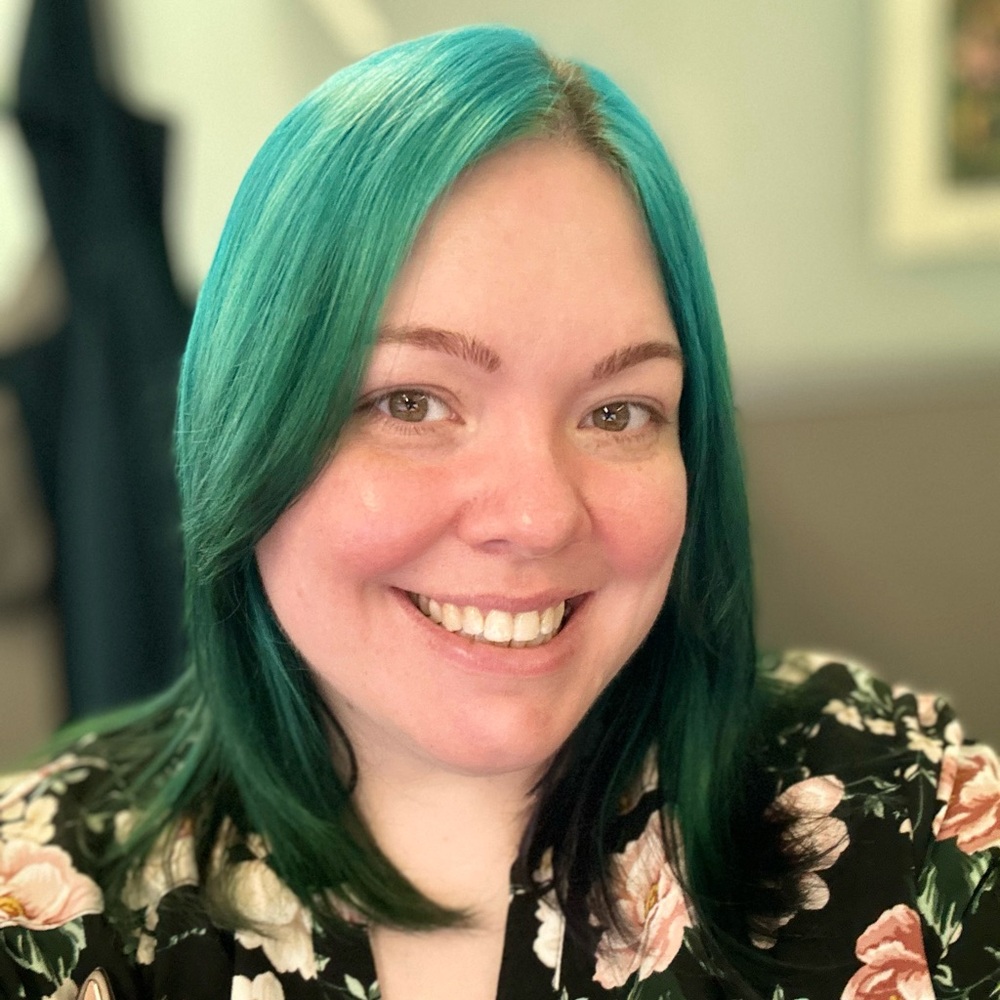 Meet your Posher, Holli